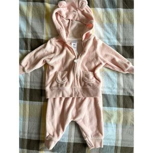 0-3 Carter’s hoodie with pants bear ears